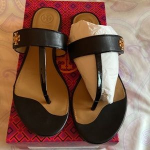 Tory sandals